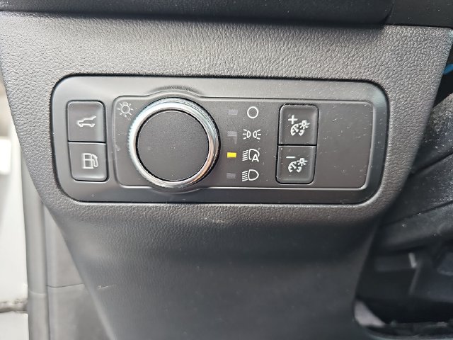 Used 2020 Ford Escape SE Sport FWD image 24
