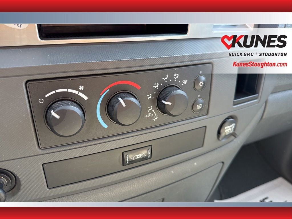 Used 2008 Dodge Ram 1500 Truck SLT w/ Trailer Tow Group AWD/4WD image 31