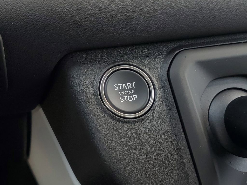 Certified 2025 Land Rover Defender 130 X-Dynamic SE image 20