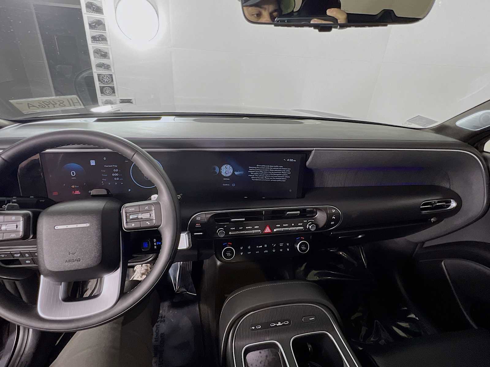 Used 2026 Hyundai Palisade Calligraphy image 13