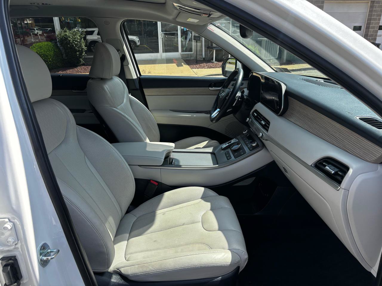 Used 2022 Hyundai Palisade SEL w/ Premium Package AWD/4WD image 28