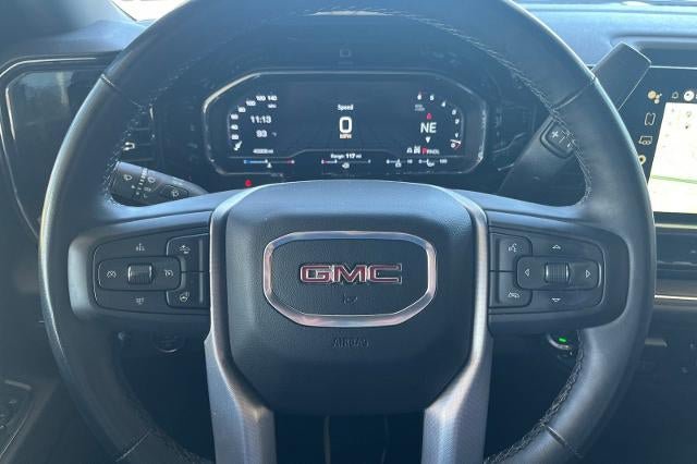 Used 2025 GMC Sierra 1500 SLT AWD/4WD image 33