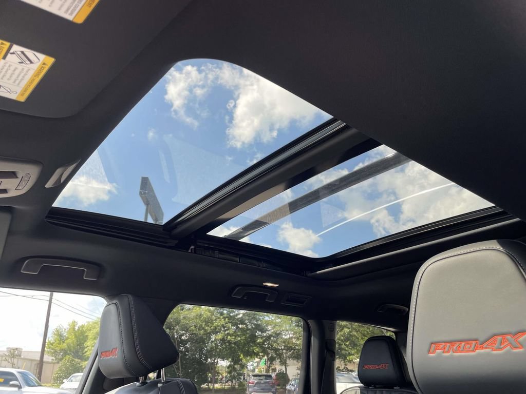 New 2026 Nissan Armada PRO-4X AWD/4WD image 13