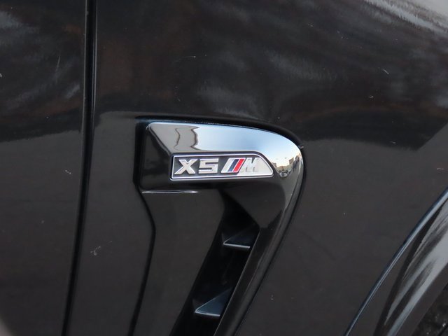 Used 2016 BMW X5 M image 10