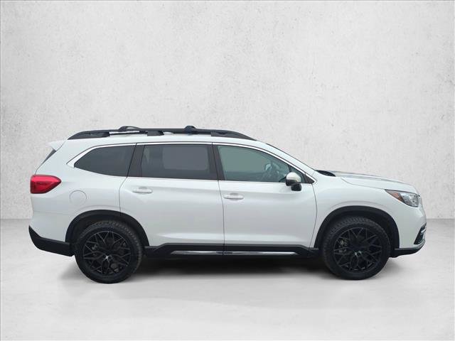 Used 2022 Subaru Ascent Limited w/ Technology Package image 4