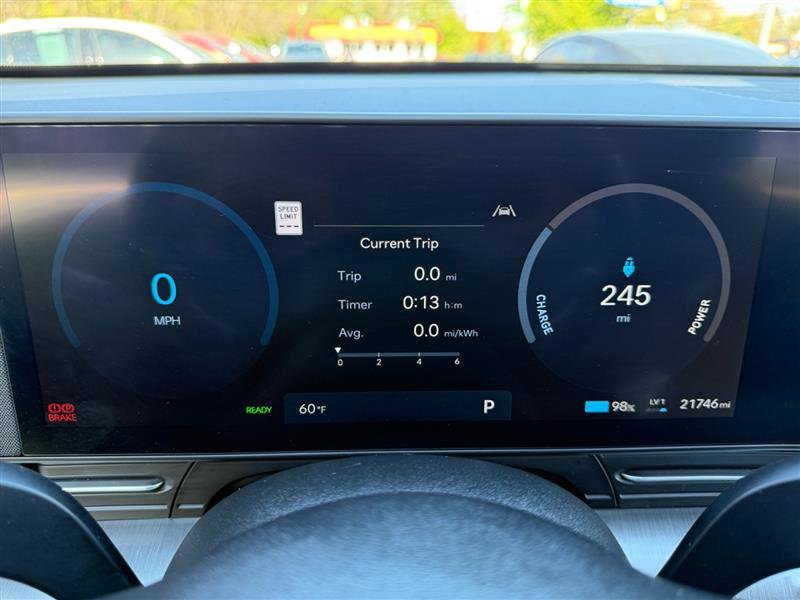 Used 2024 Hyundai Kona SEL FWD image 34