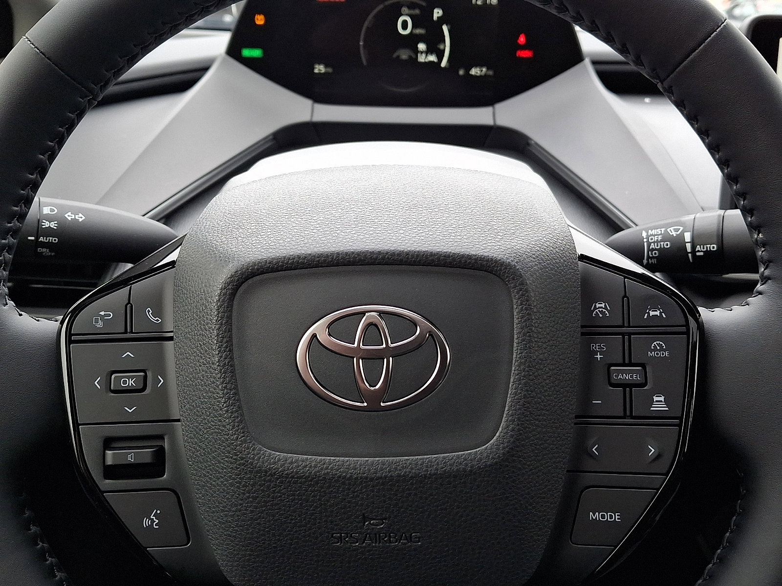 Used 2025 Toyota Prius AWD image 19