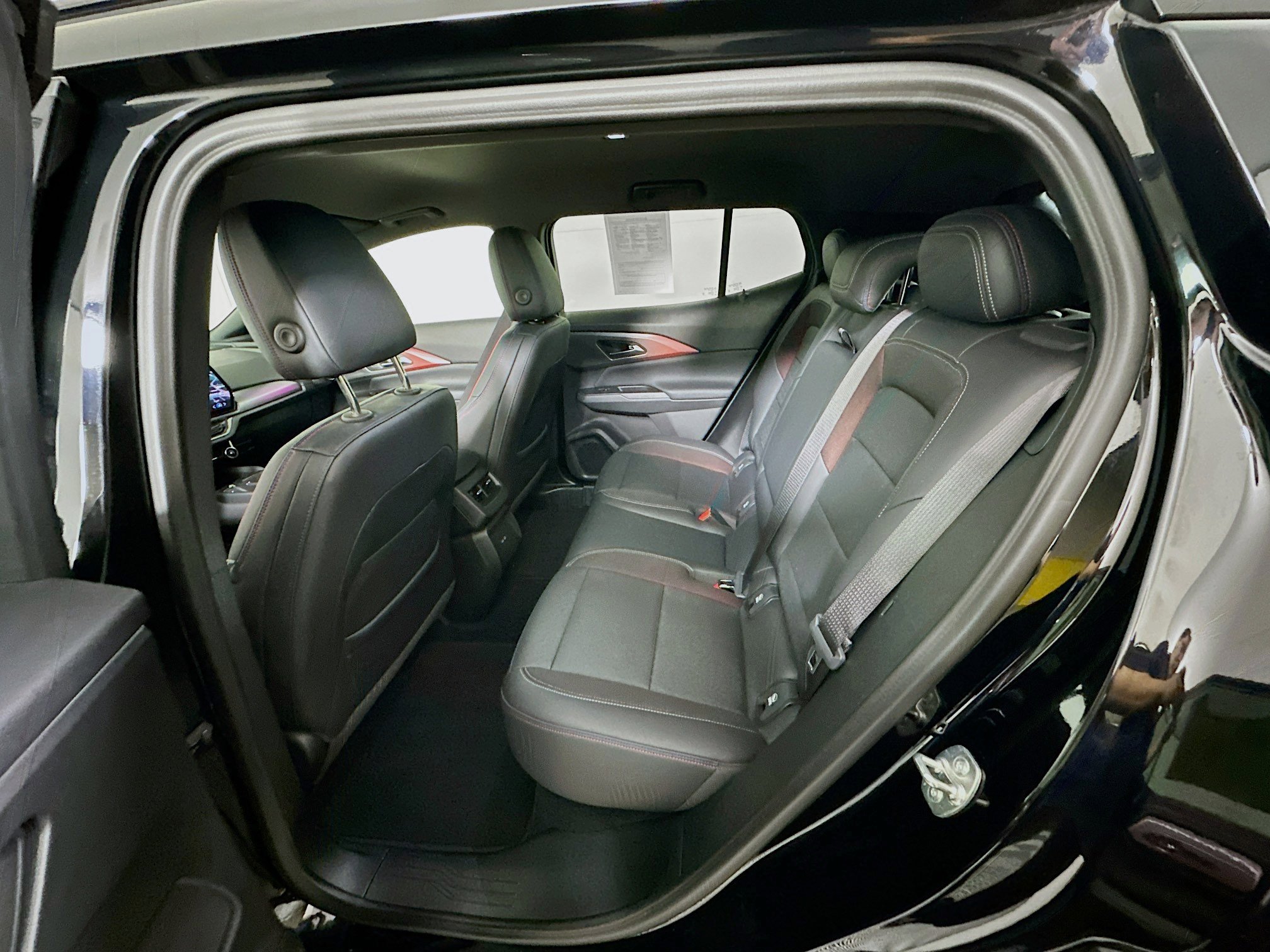 Used 2024 Chevrolet Equinox EV RS FWD image 26