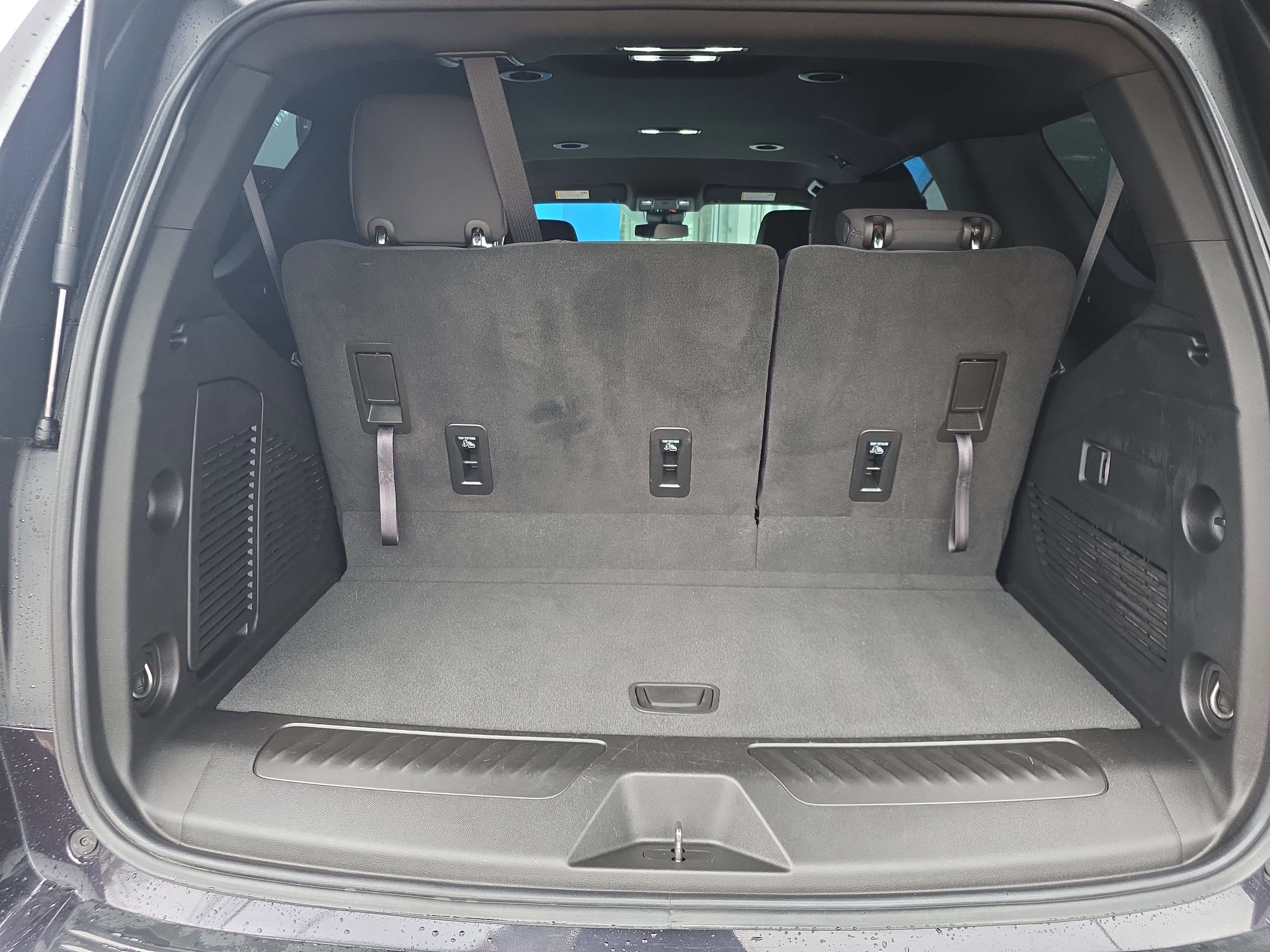 Used 2024 Chevrolet Tahoe LS image 33