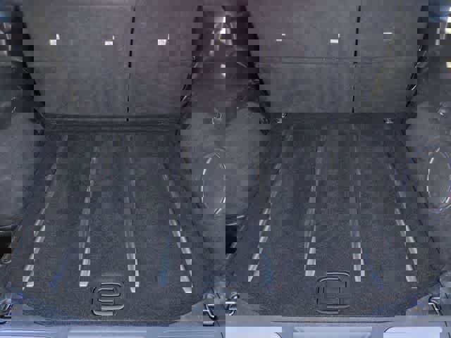 Used 2017 Jeep Grand Cherokee SRT image 35