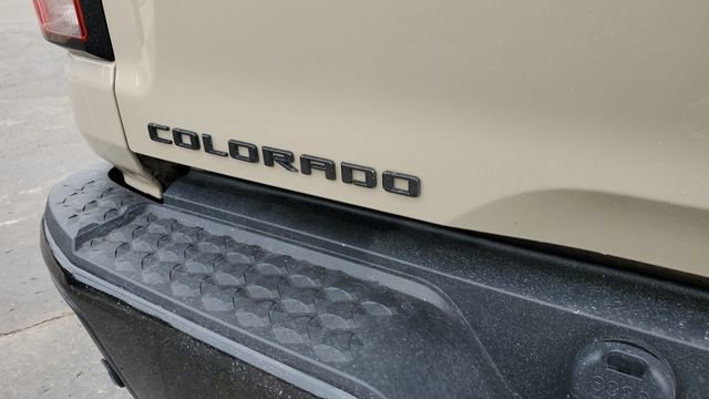Used 2024 Chevrolet Colorado ZR2 w/ ZR2 Convenience Package III AWD/4WD image 28
