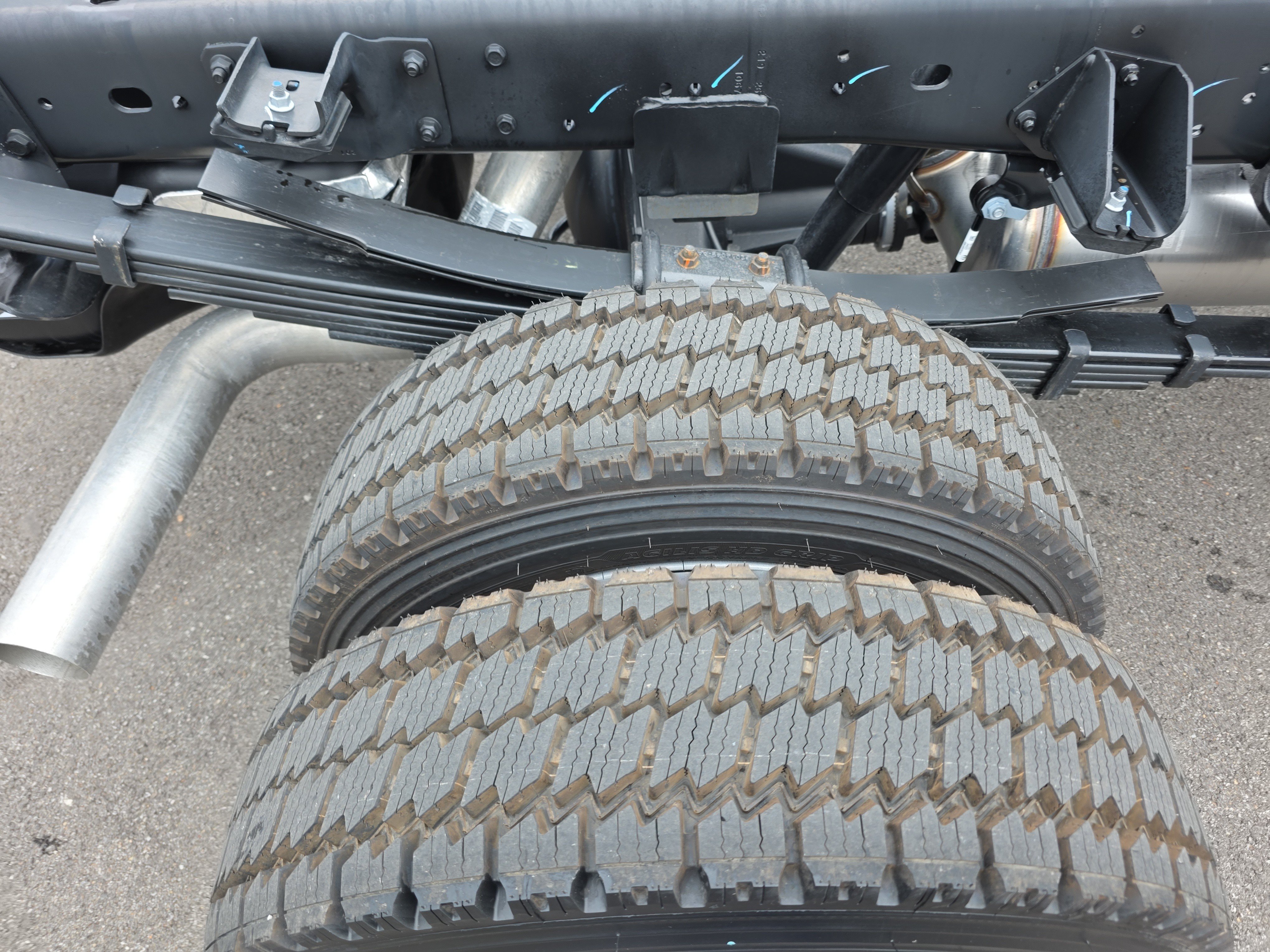 New 2027 RAM 5500 4x4 Crew Cab image 36