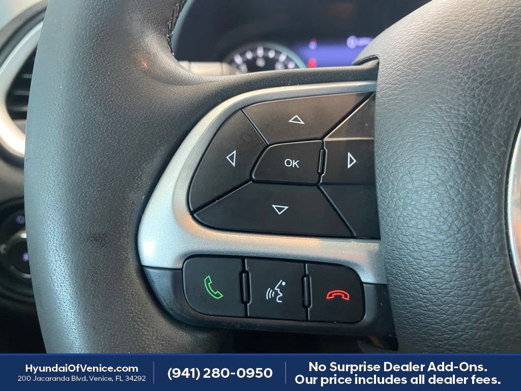 Used 2021 Jeep Renegade Latitude FWD image 49