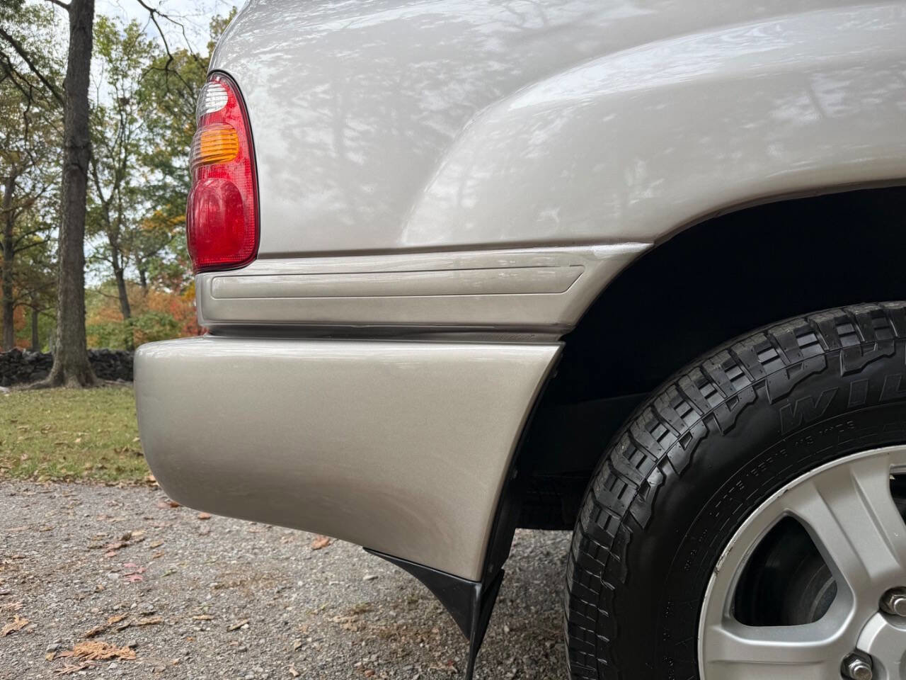 Used 2000 Toyota Land Cruiser image 16