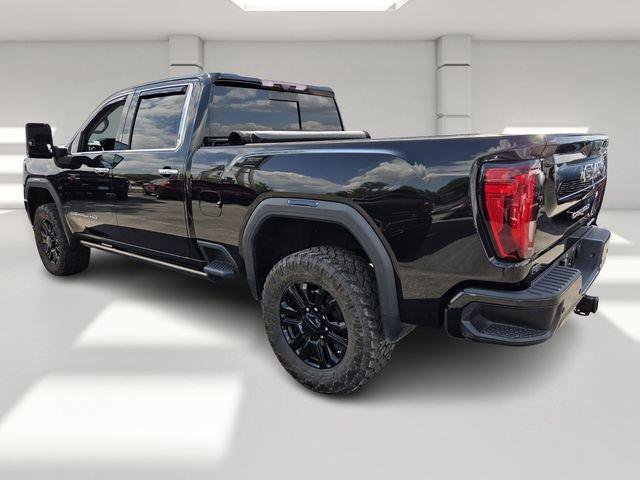 Certified 2022 GMC Sierra 2500 Denali w/ Denali Black Diamond Edition image 3