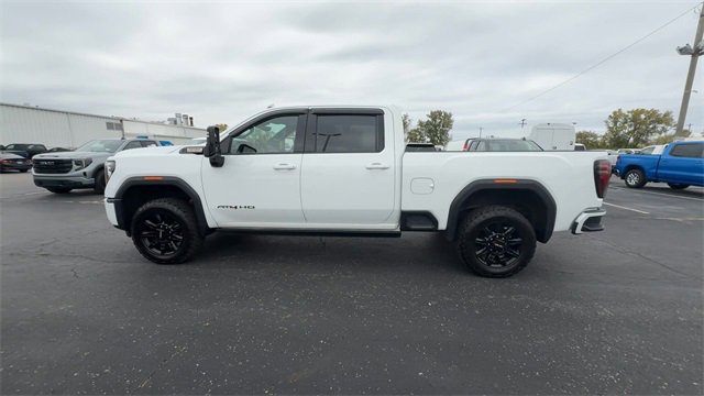 Used 2024 GMC Sierra 2500 AT4 w/ AT4 Premium Plus Package image 5