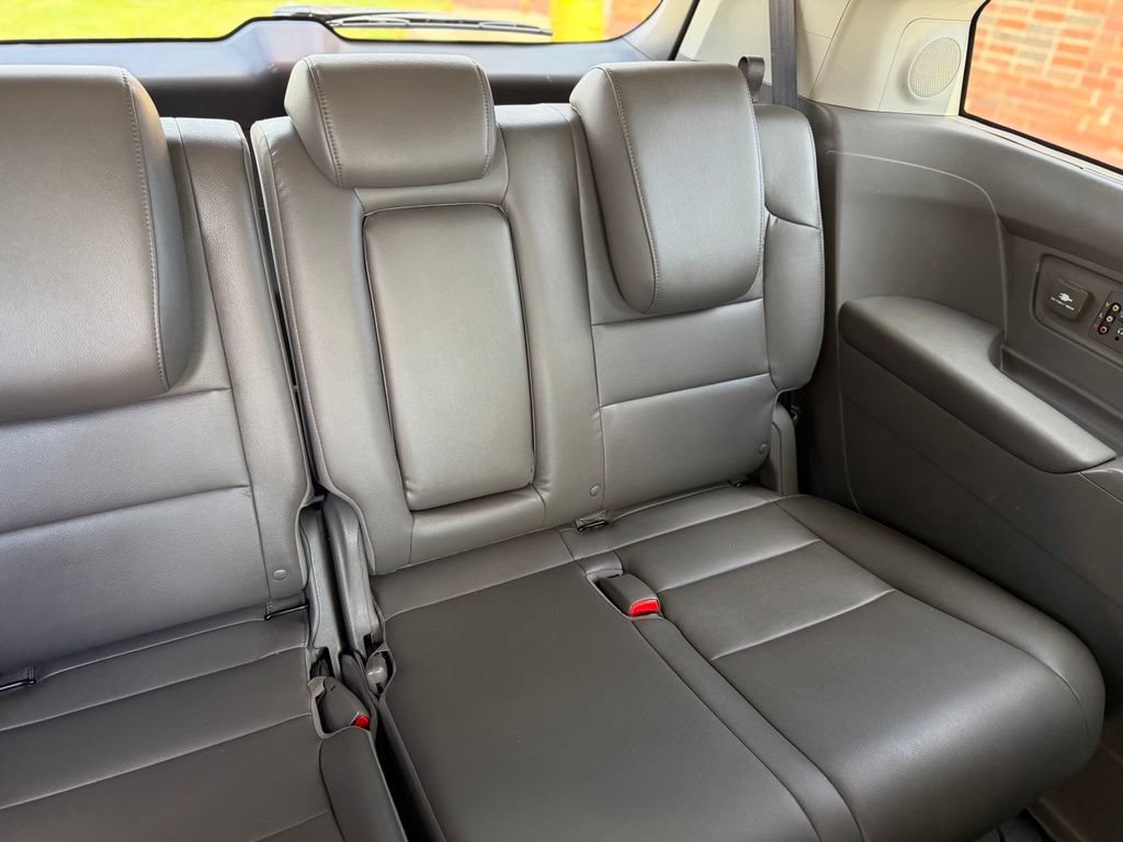 Used 2017 Honda Odyssey Touring image 13