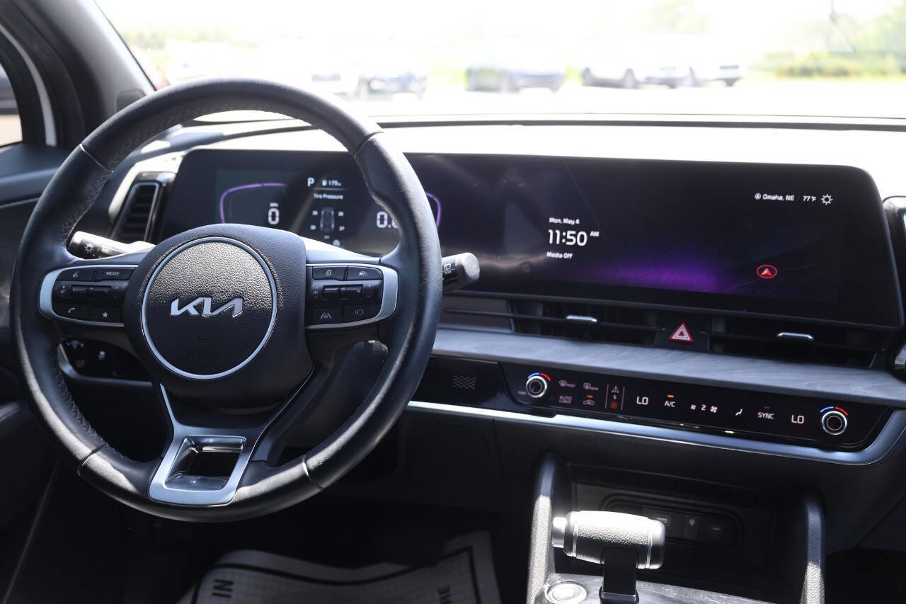 Used 2025 Kia Sportage X-Line w/ Premium Package AWD/4WD image 24