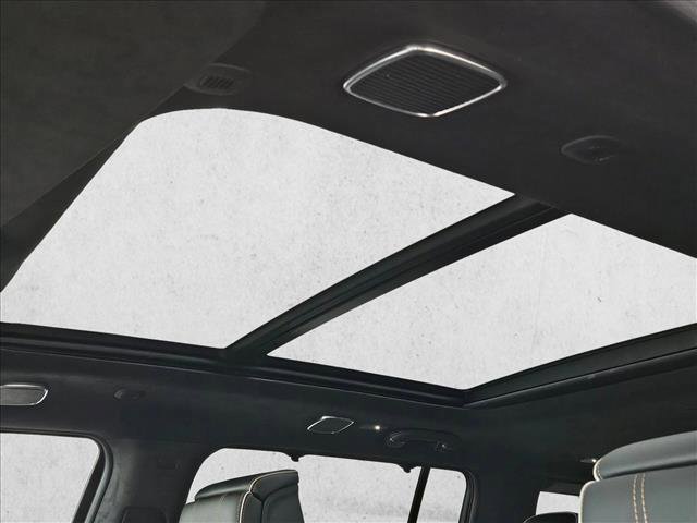 New 2026 Jeep Grand Wagoneer Summit AWD/4WD image 18