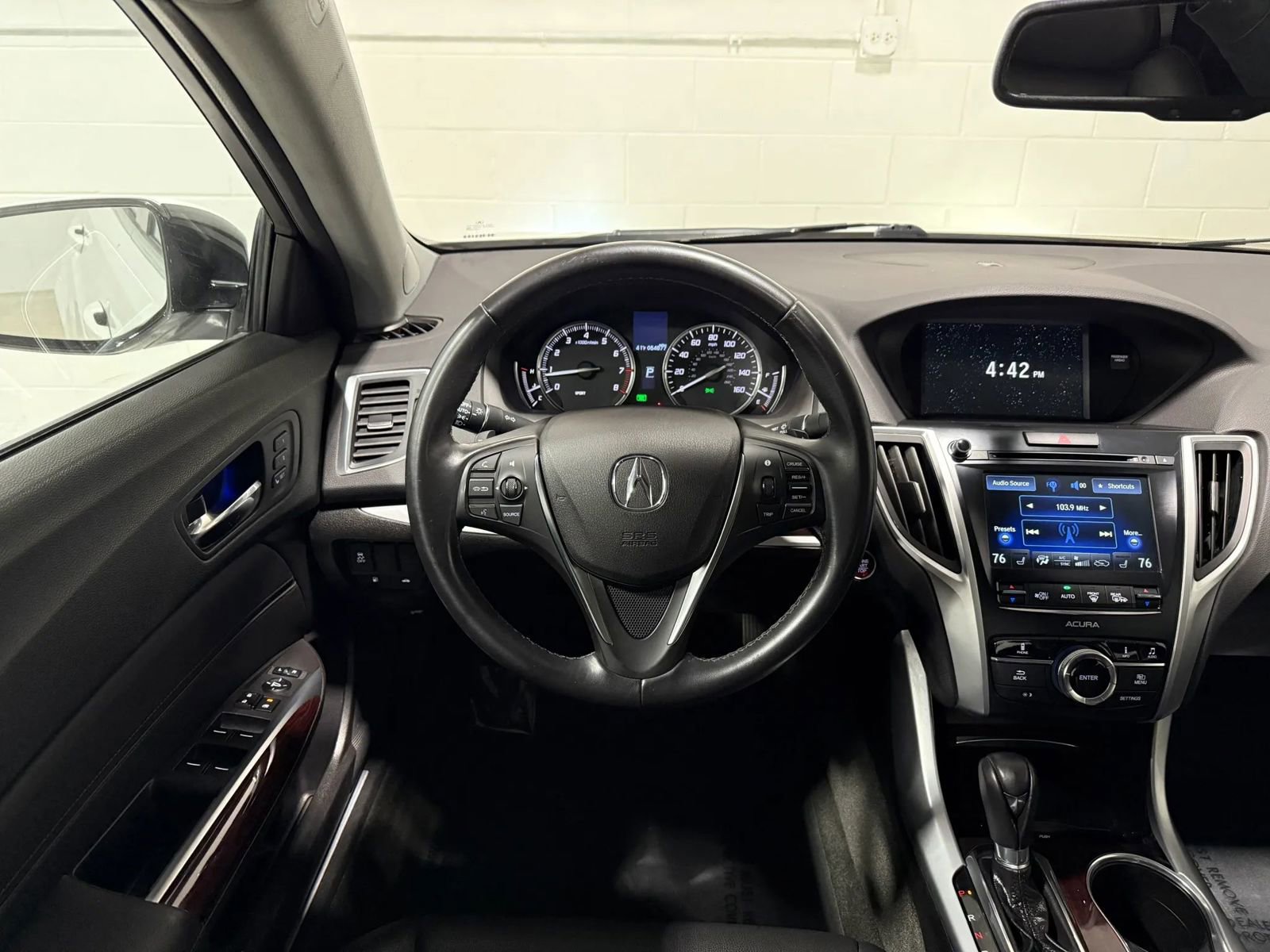 Used 2017 Acura TLX FWD image 24