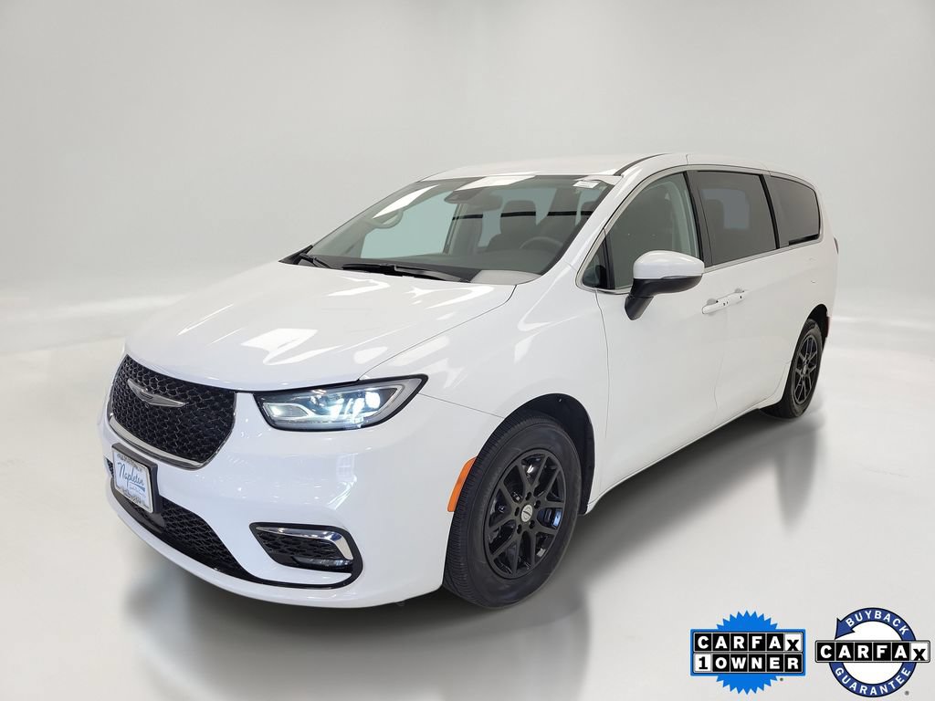 Used 2023 Chrysler Pacifica Touring-L