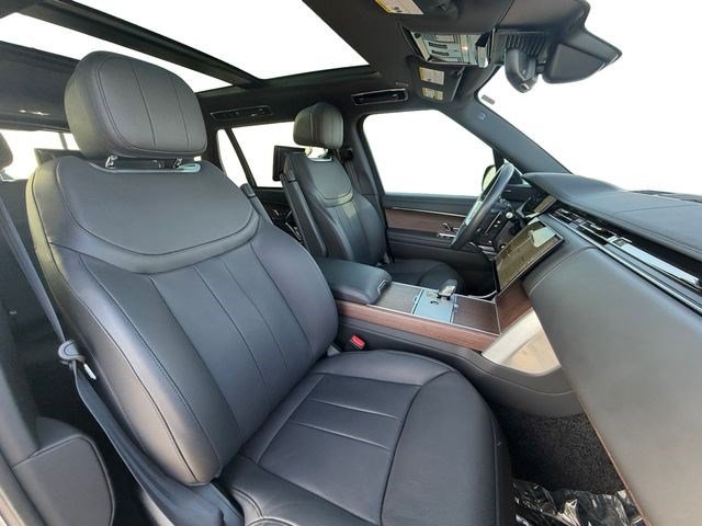 Certified 2024 Land Rover Range Rover Long Wheelbase SE AWD/4WD image 16
