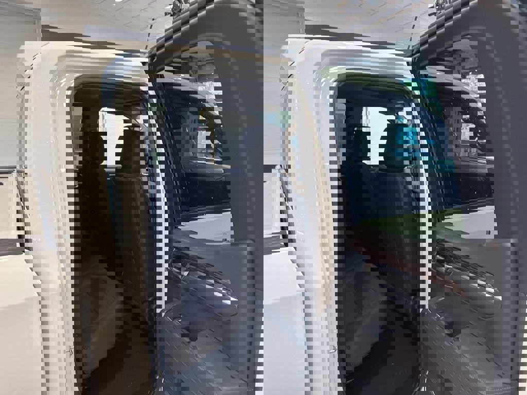 New 2025 GMC Sierra 1500 Elevation image 14