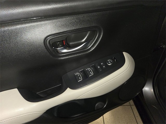 Used 2024 Honda HR-V EX-L image 13