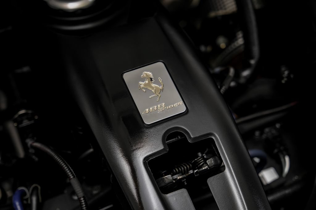 Used 2018 Ferrari 488 Spider RWD image 63