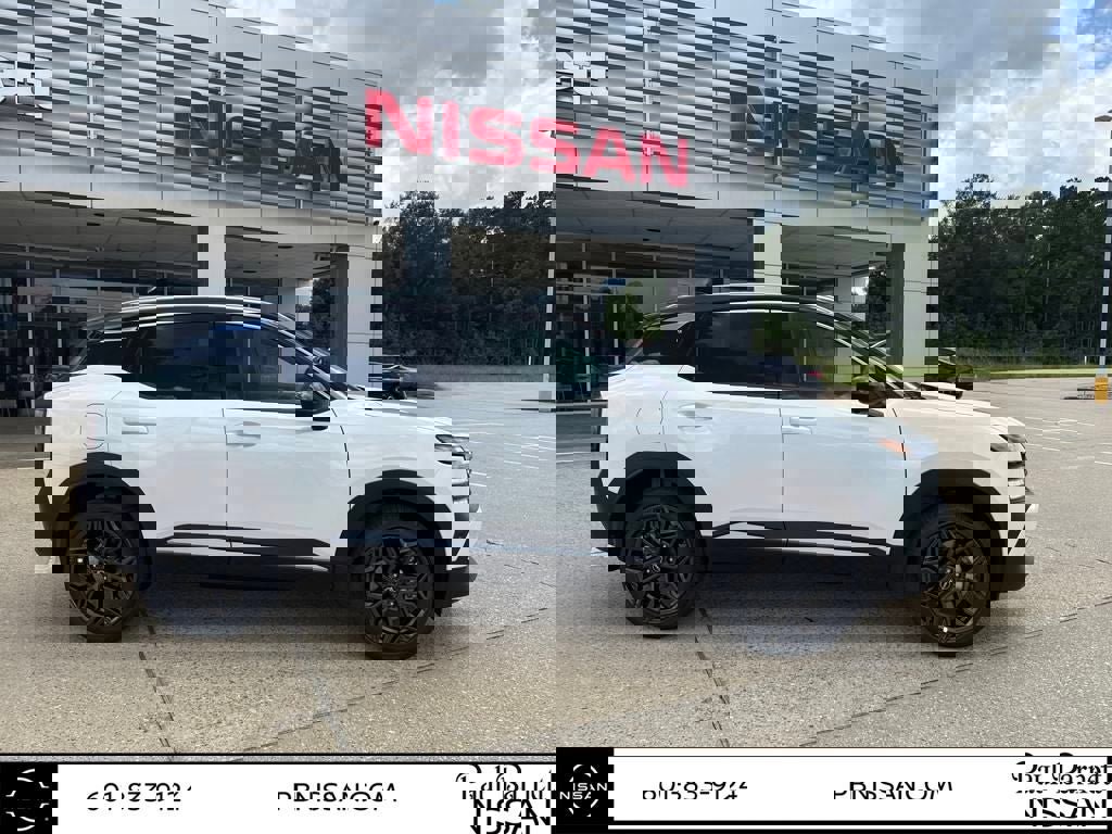 New 2025 Nissan Kicks SR image 9