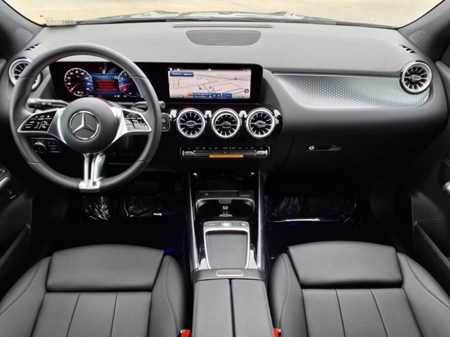 Used 2025 Mercedes-Benz GLA 250 image 4