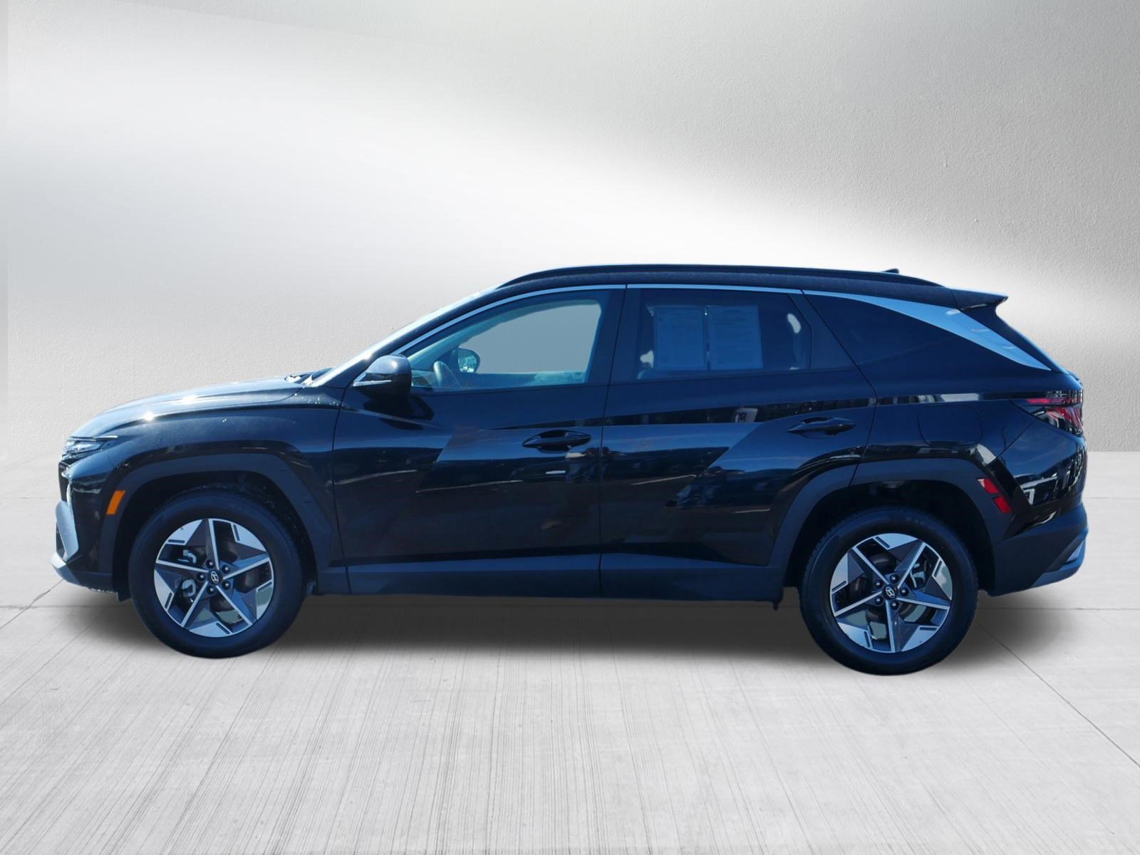 Certified 2025 Hyundai Tucson SEL image 4