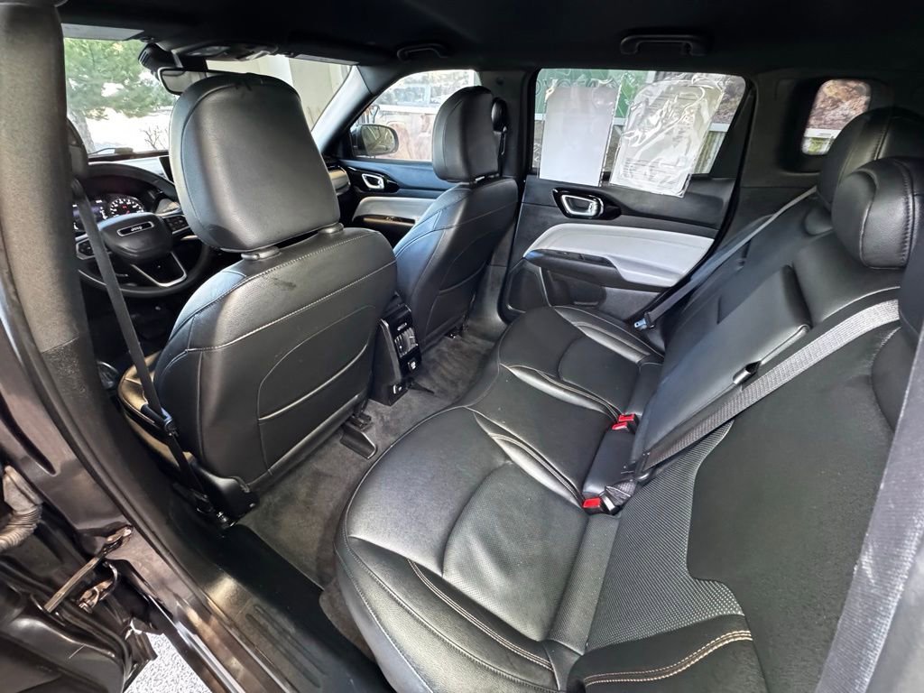 Used 2023 Jeep Compass Limited image 43