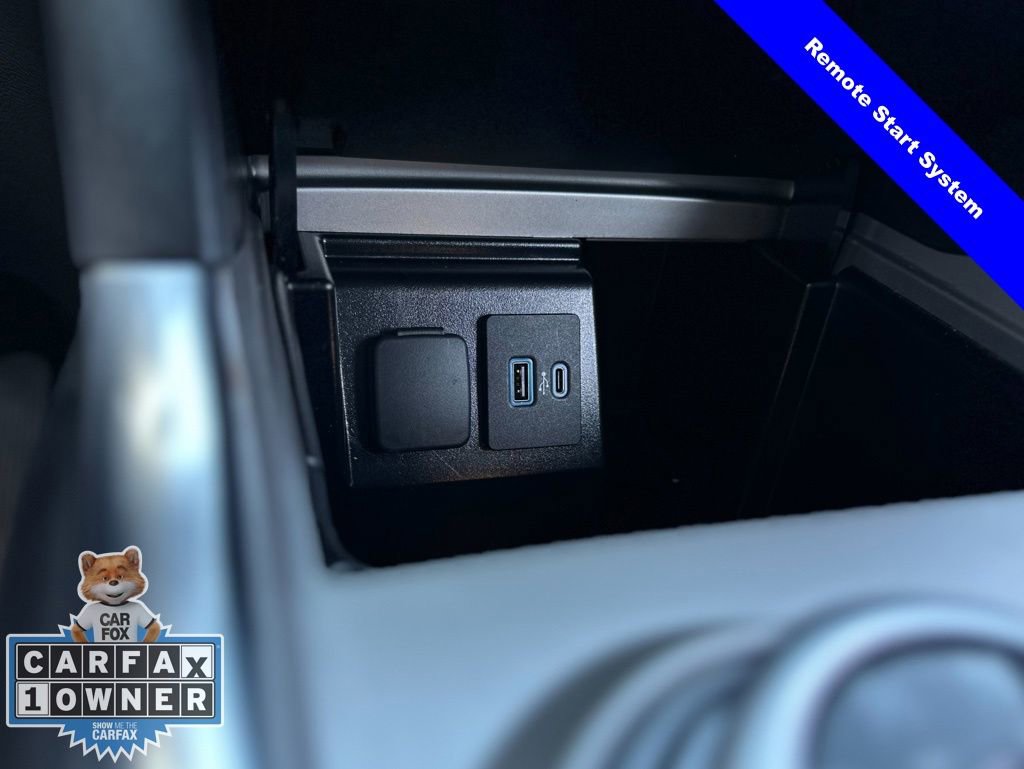 Used 2023 Ford Explorer XLT w/ Equipment Group 202A image 12