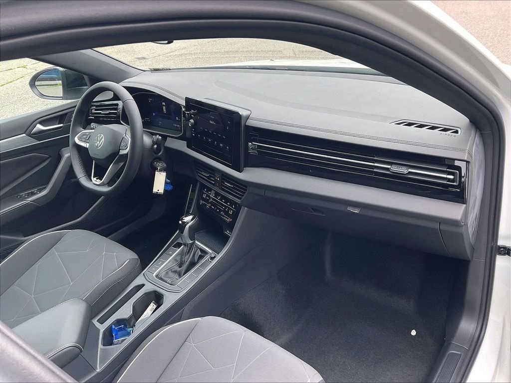 New 2026 Volkswagen Jetta Sport FWD image 10