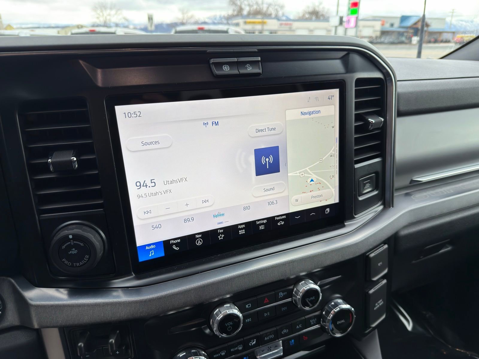 Used 2025 Ford F350 Platinum image 29