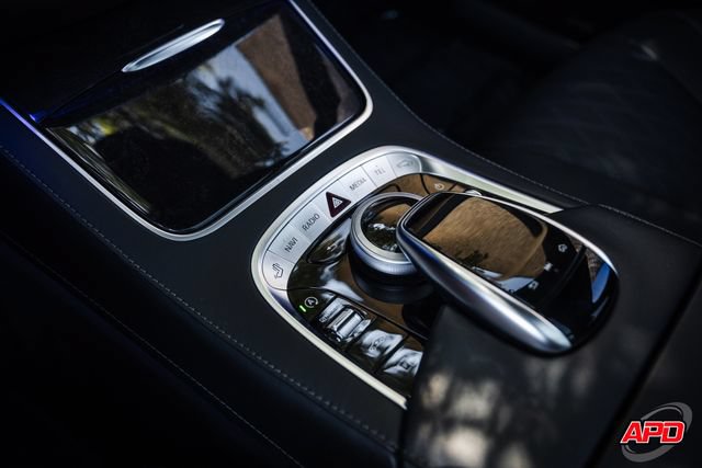 Used 2018 Mercedes-Benz S 560 Sedan image 21
