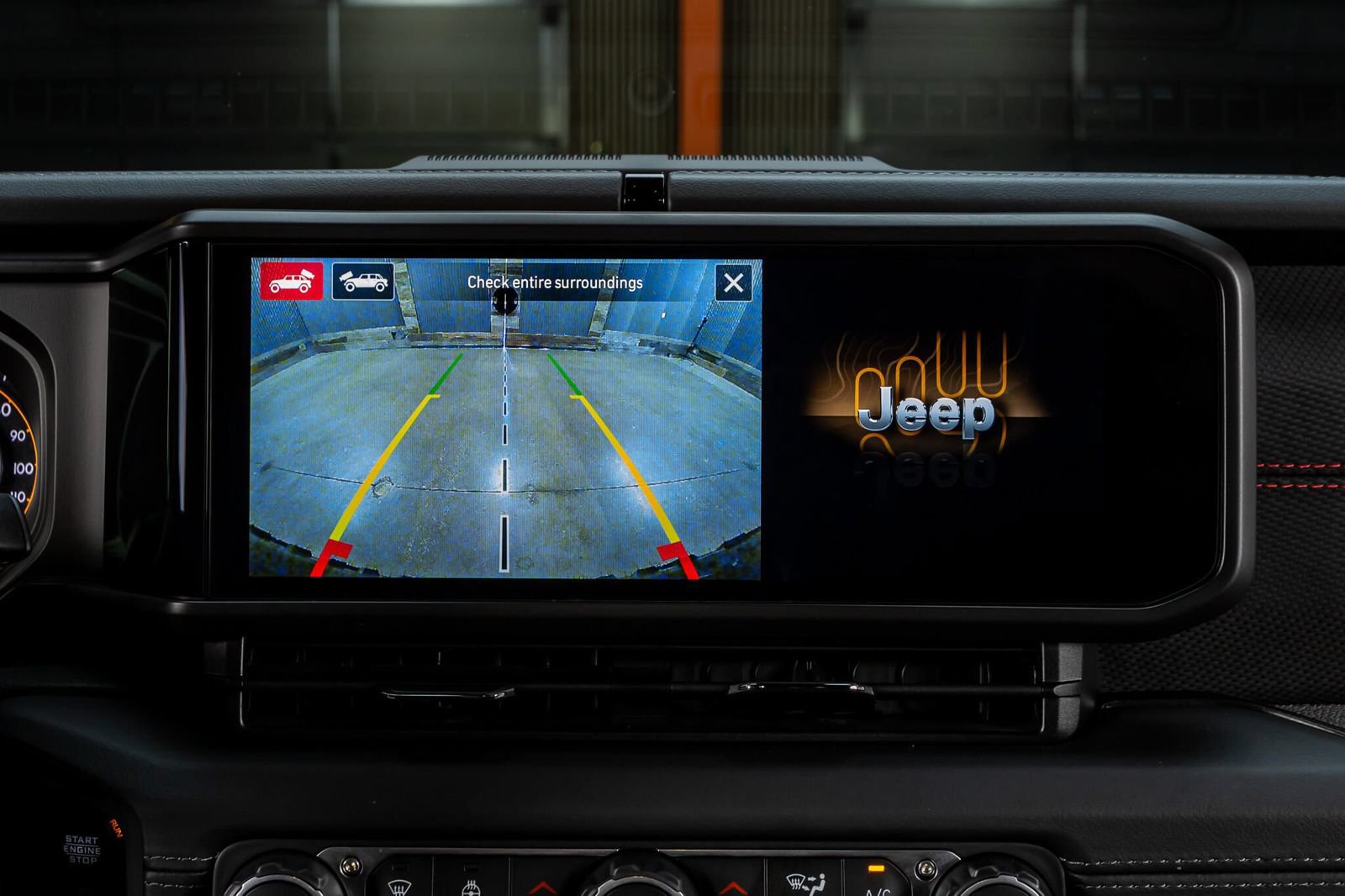 Used 2025 Jeep Wrangler Unlimited Rubicon AWD/4WD image 25