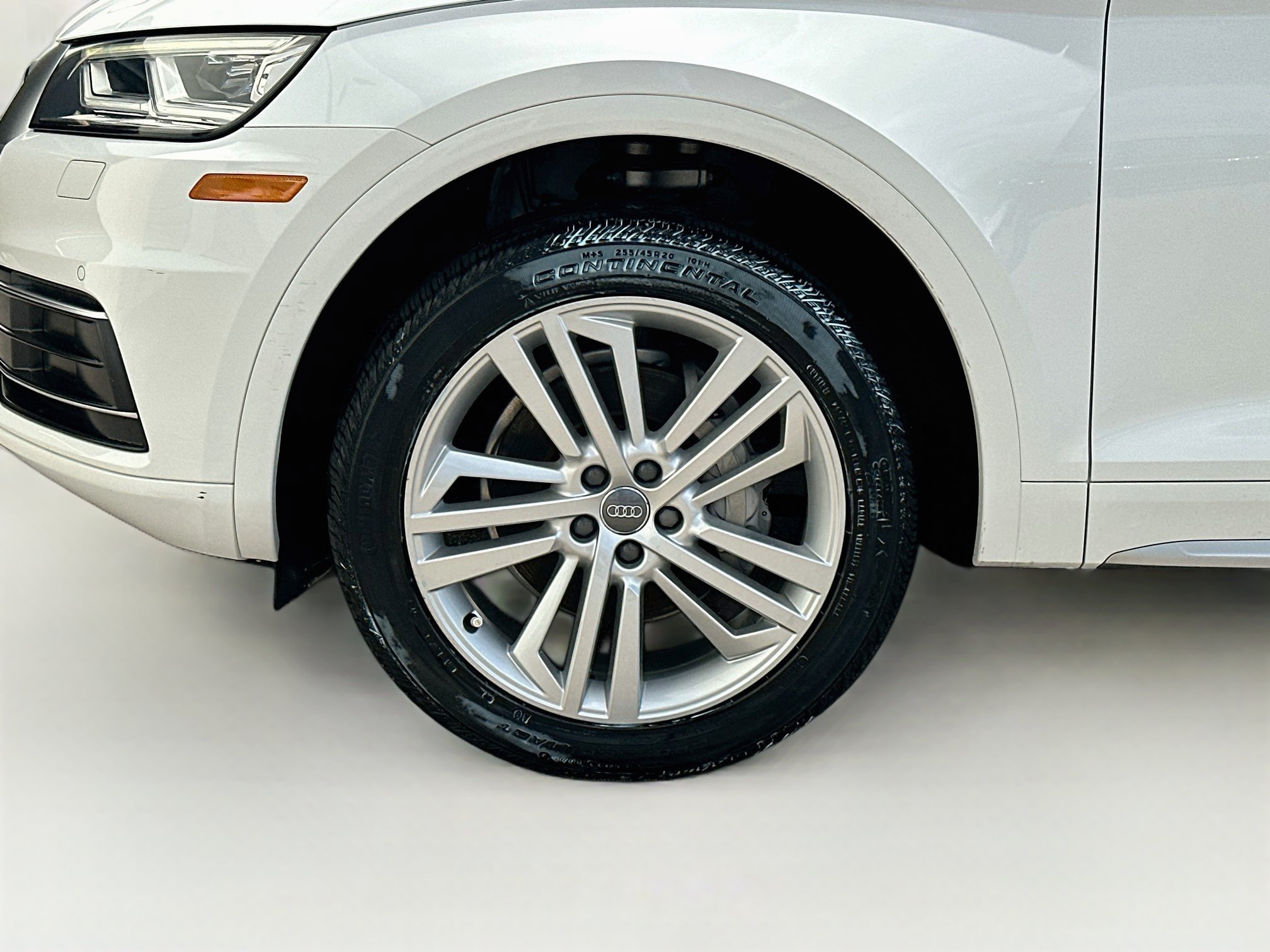 Used 2018 Audi Q5 2.0T Premium Plus w/ Premium Plus Package AWD/4WD image 36