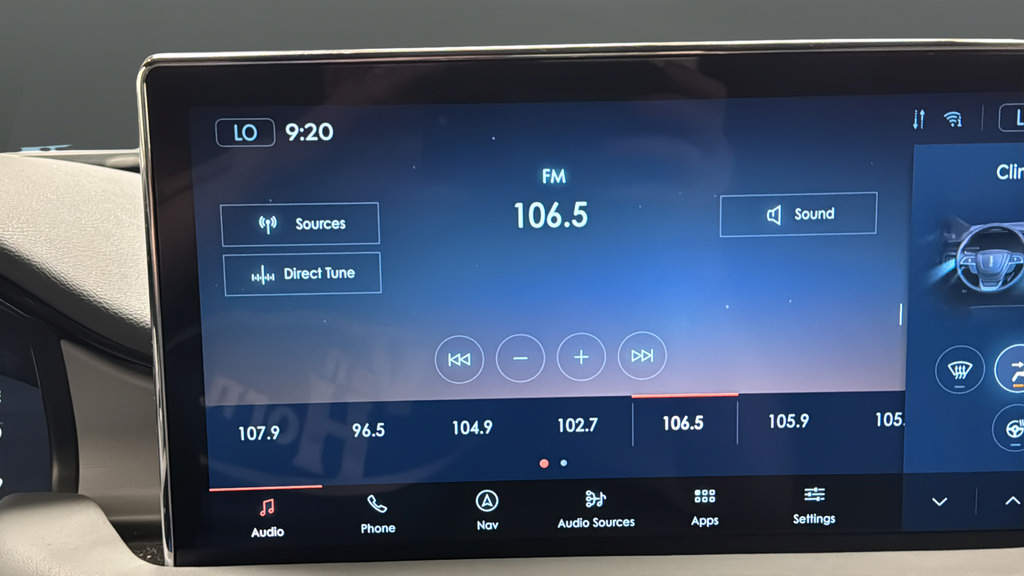 Used 2023 Lincoln Nautilus Reserve AWD/4WD image 30