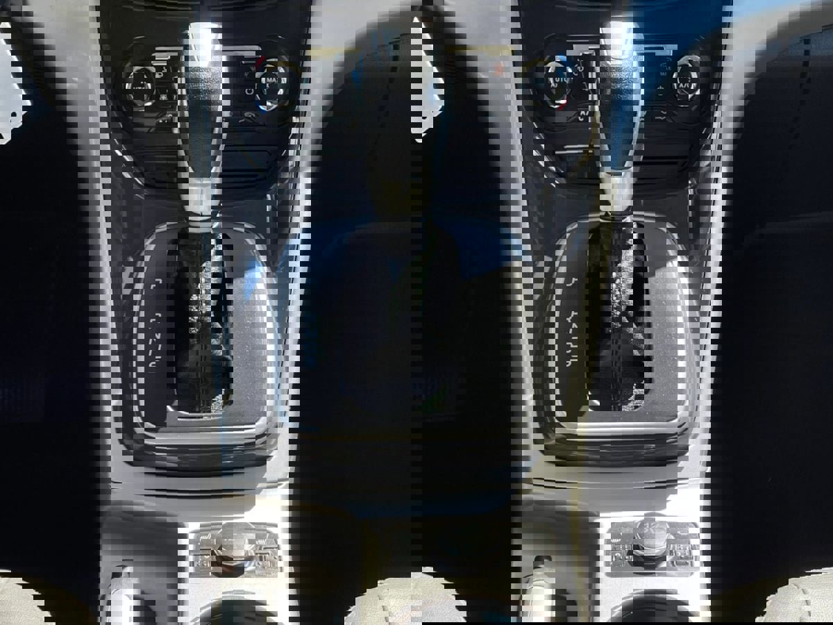 Used 2013 Ford Escape SEL image 29