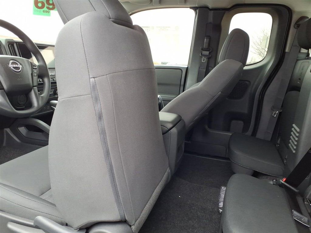 New 2026 Nissan Frontier S image 29