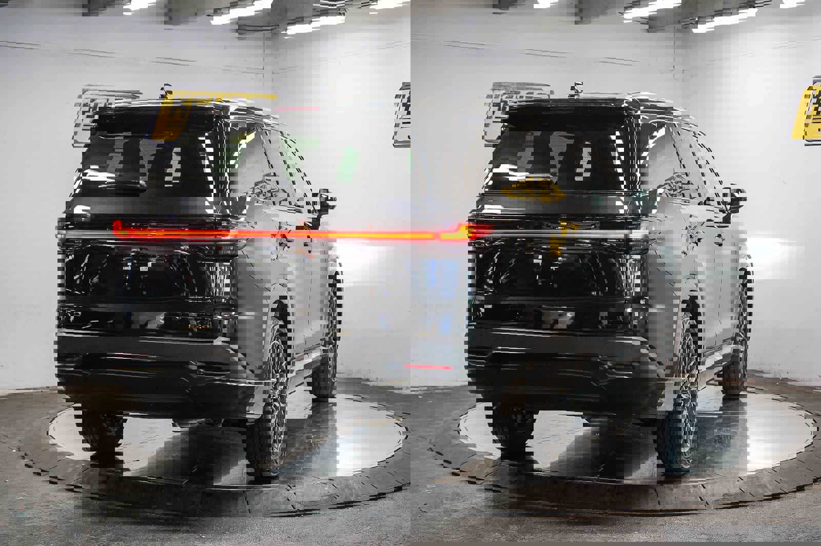 Used 2026 Lexus TX 350 FWD w/ Technology Package image 4