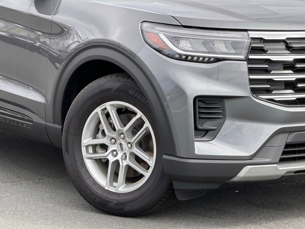 New 2026 Ford Explorer Active image 36