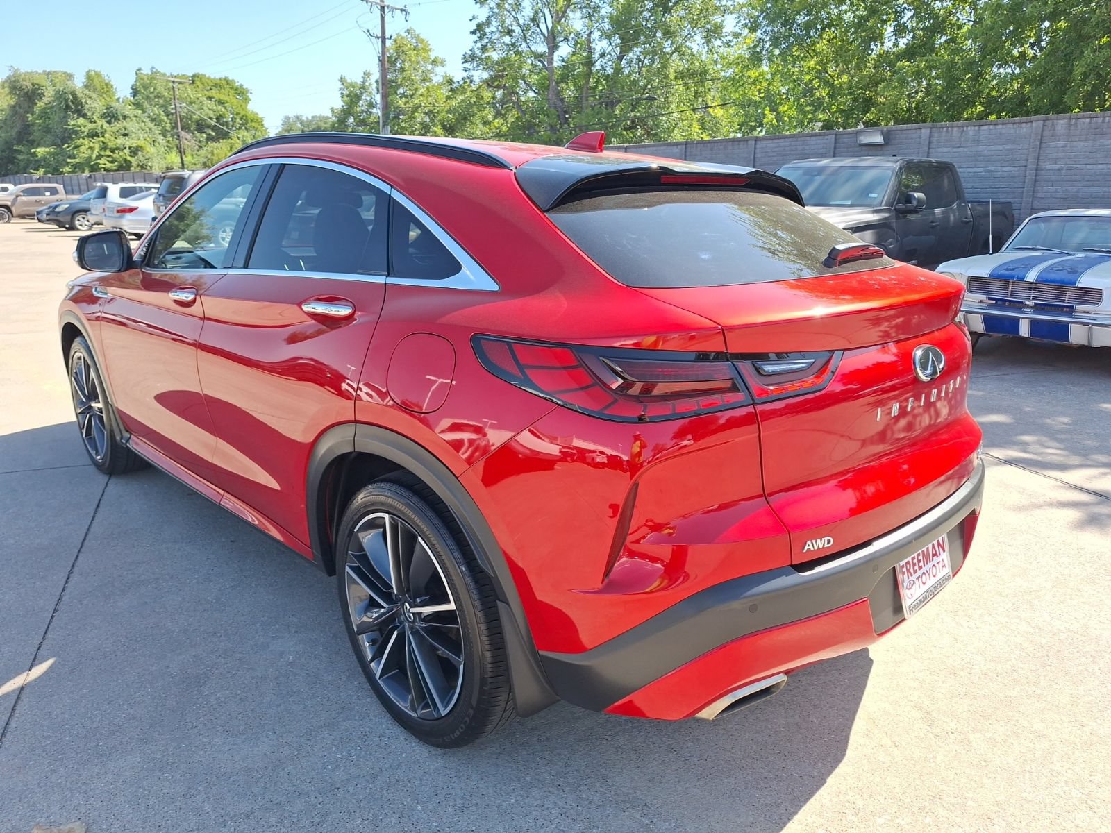 Used 2023 INFINITI QX55 Sensory w/ Lighting Package AWD/4WD image 4