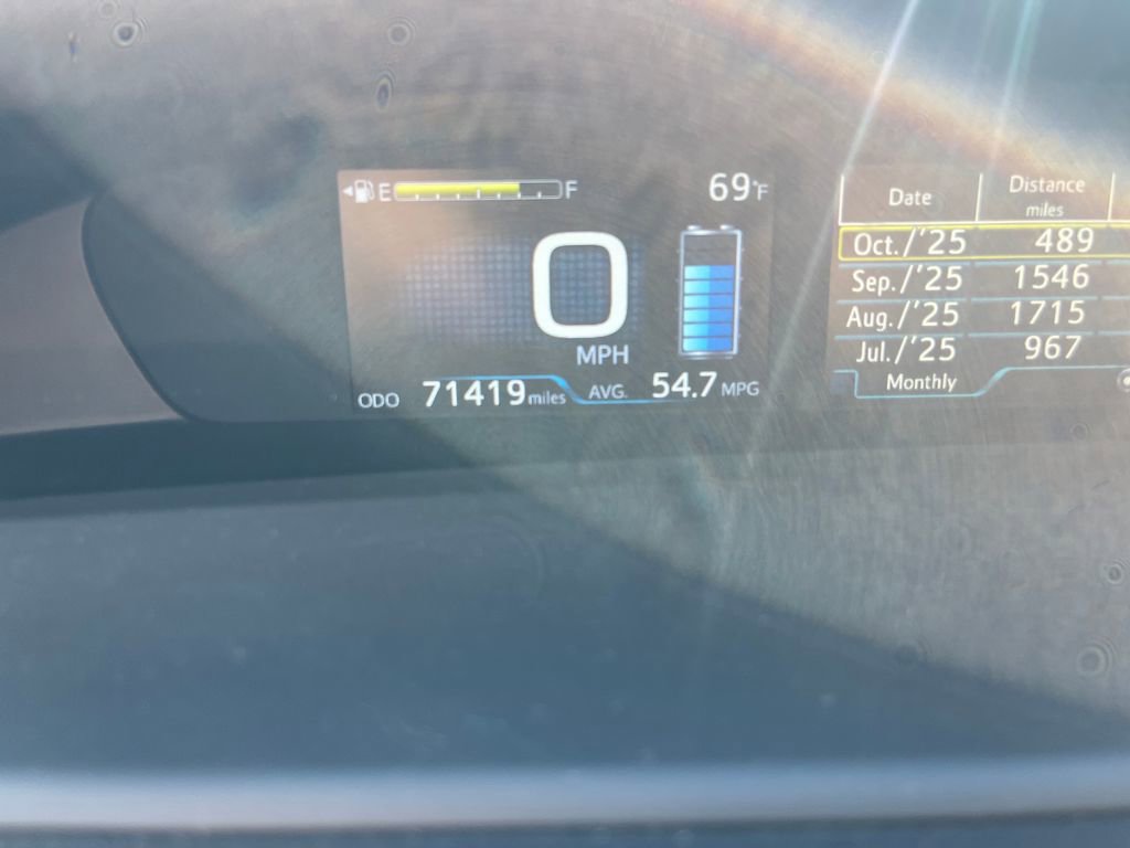 Certified 2019 Toyota Prius XLE image 33