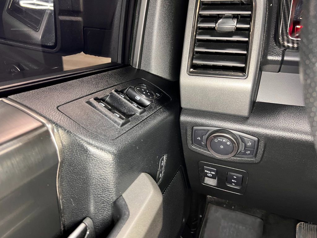 Used 2019 Ford F150 Raptor image 7