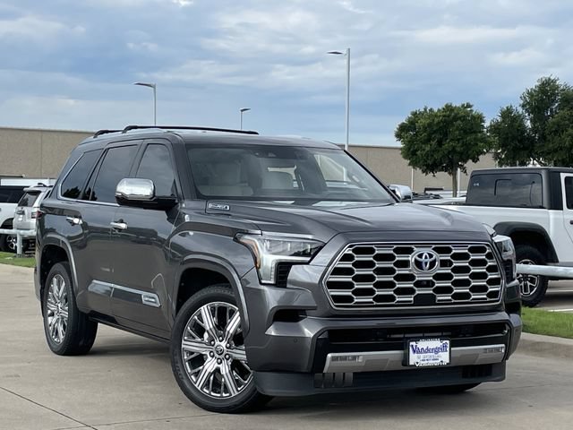 Used 2024 Toyota Sequoia Capstone AWD/4WD image 2