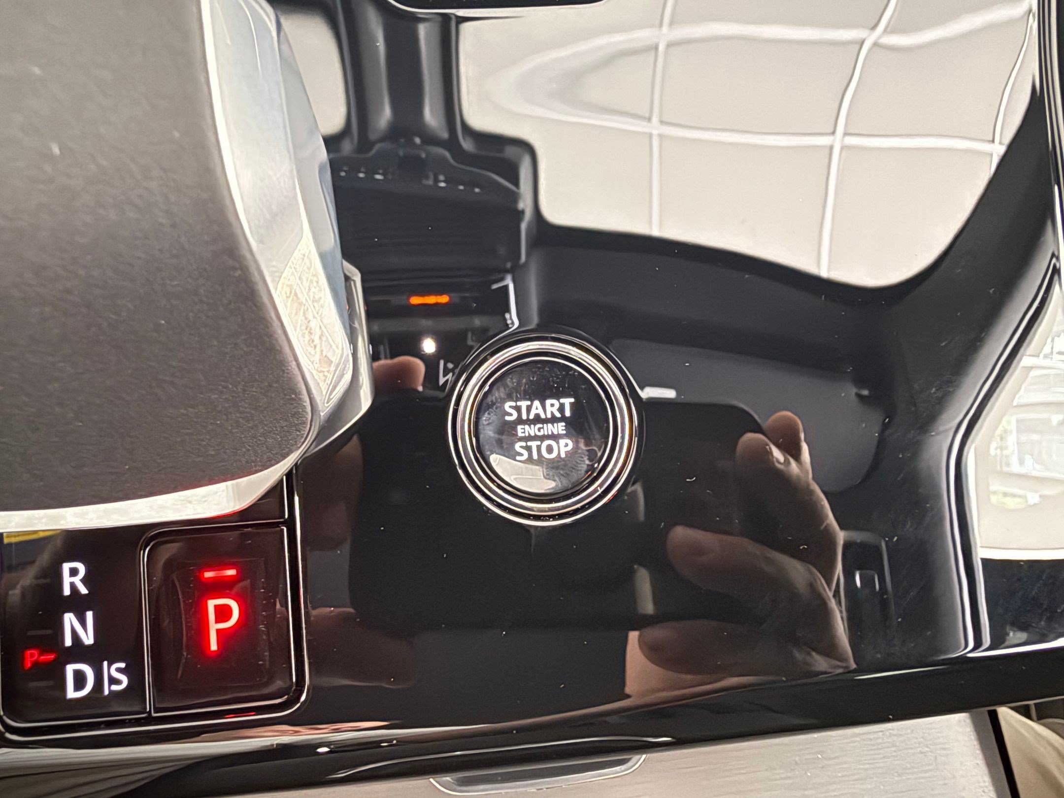New 2026 Land Rover Range Rover Sport Dynamic SE AWD/4WD image 18