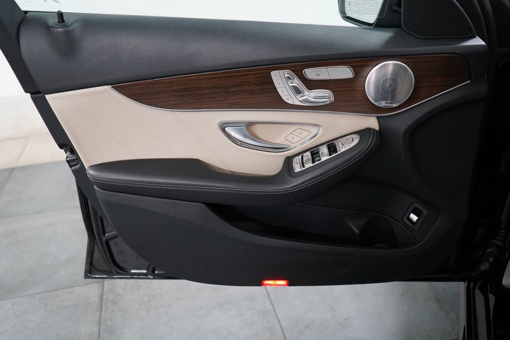 Used 2021 Mercedes-Benz C 300 4MATIC Sedan image 24